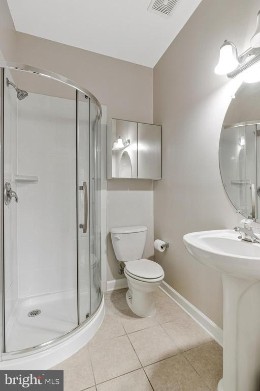 11718 LEESBOROUGH CIRCLE