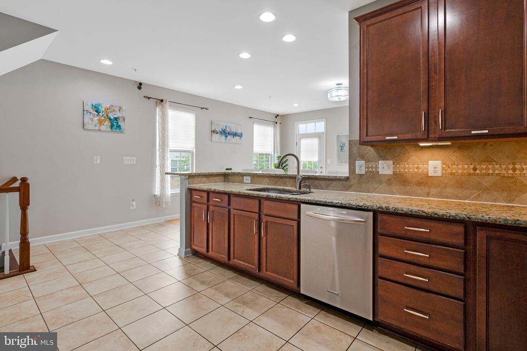11718 LEESBOROUGH CIRCLE
