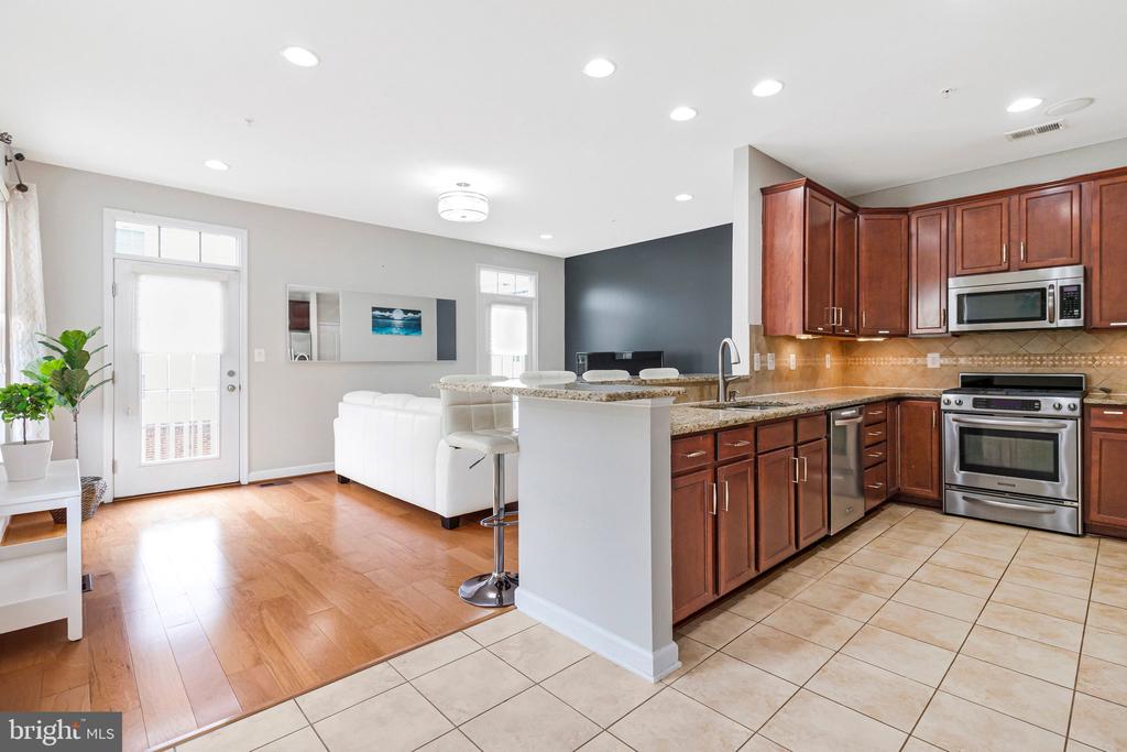 11718 LEESBOROUGH CIRCLE