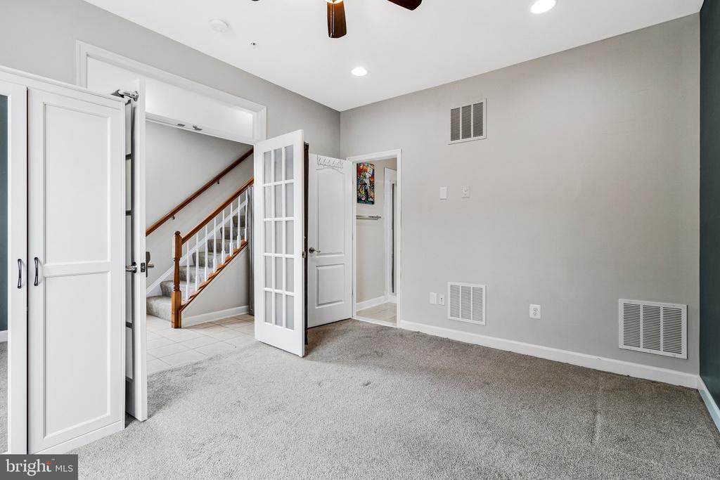 11718 LEESBOROUGH CIRCLE