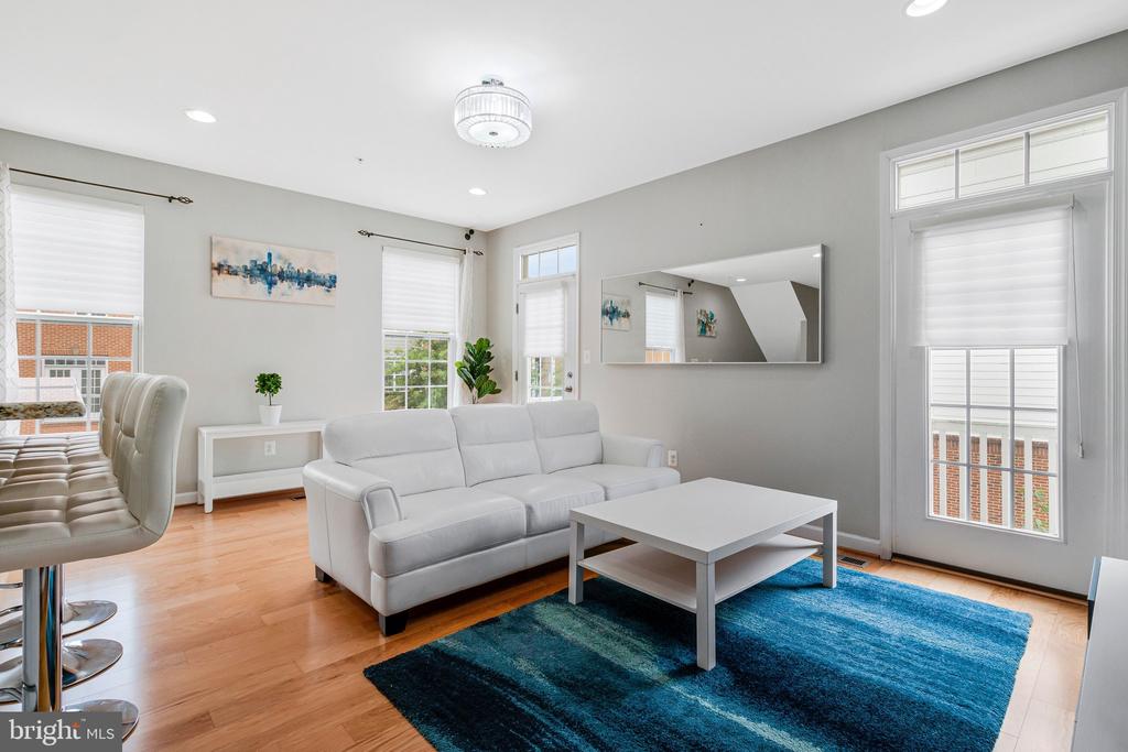 11718 LEESBOROUGH CIRCLE
