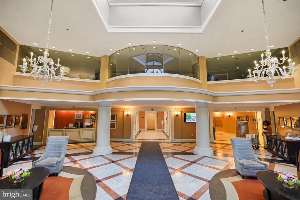 10101 GROSVENOR PLACE Unit: 1804