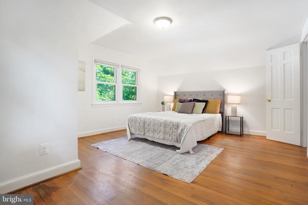 3603 FAIRCASTLE DRIVE