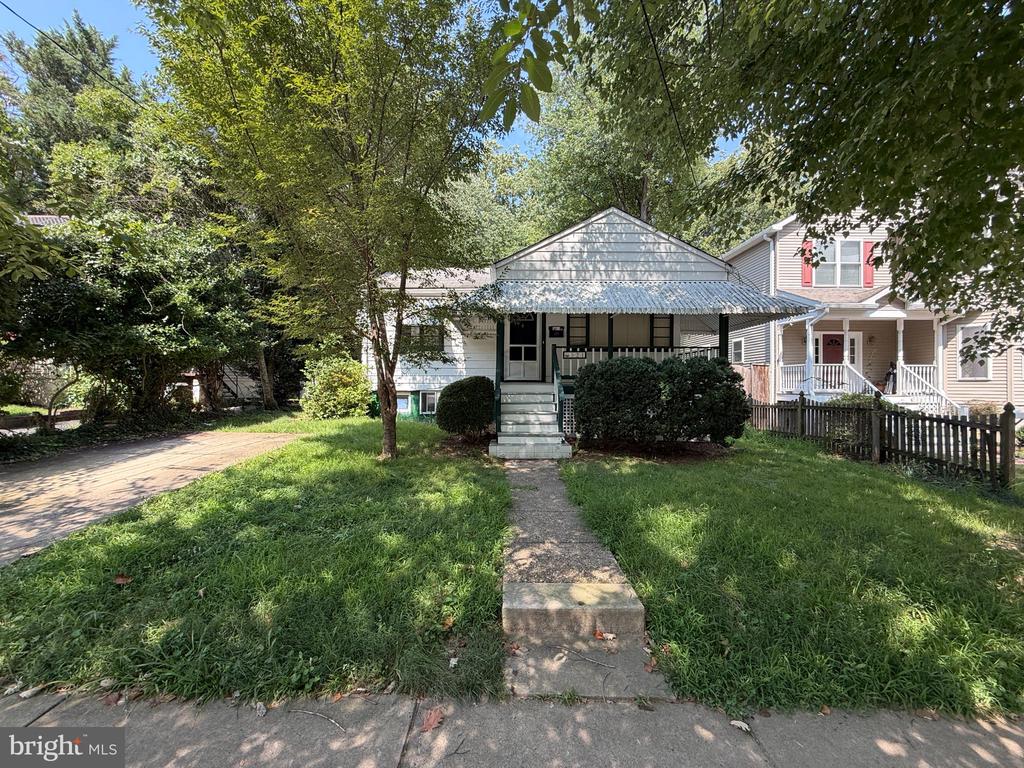521 BEALL AVENUE