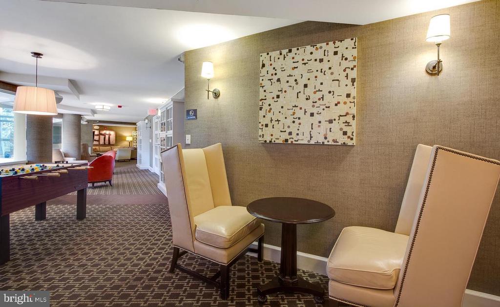 10101 GROSVENOR PLACE Unit: 1804