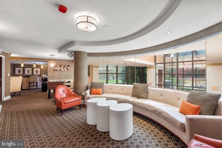 10101 GROSVENOR PLACE Unit: 1804