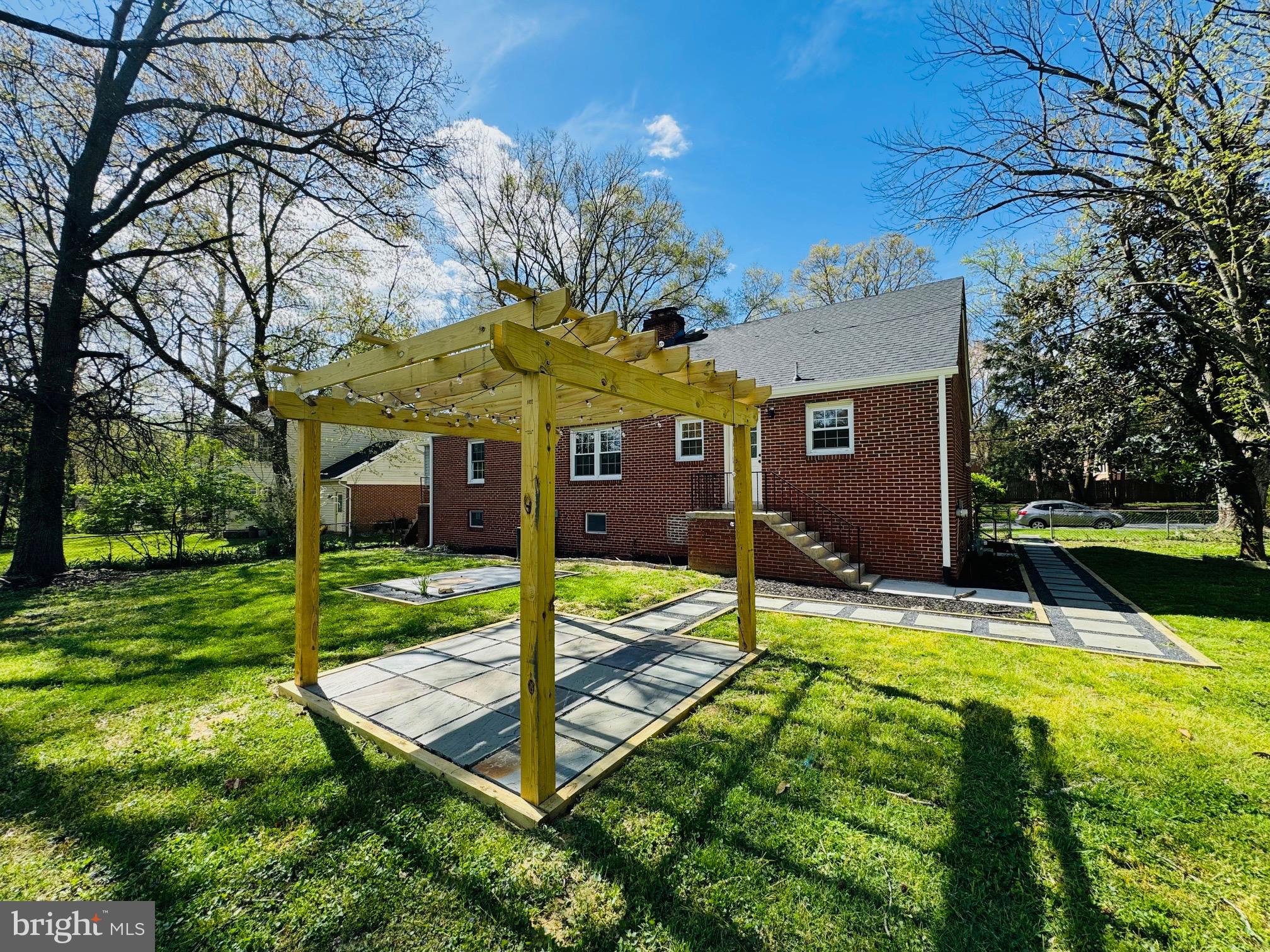 5406 Knoxville DRIVE