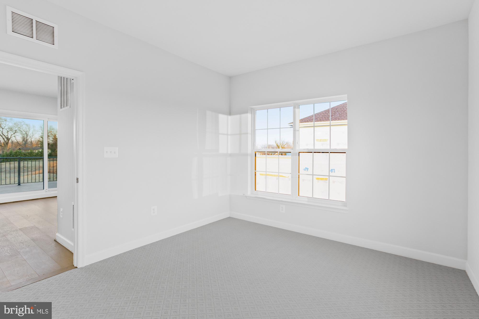 609 Skiff WAY