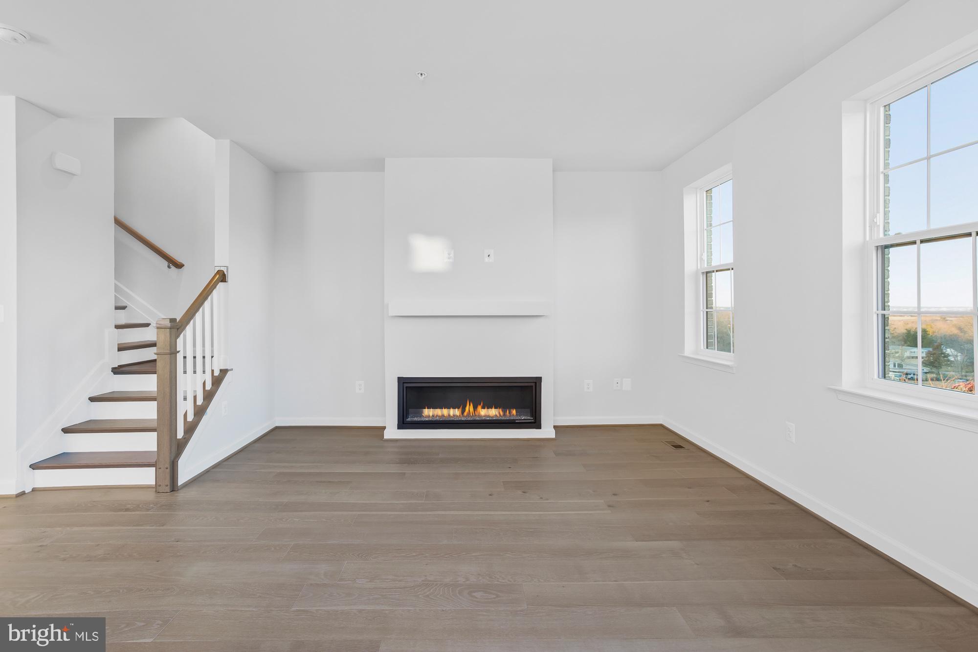 609 Skiff WAY