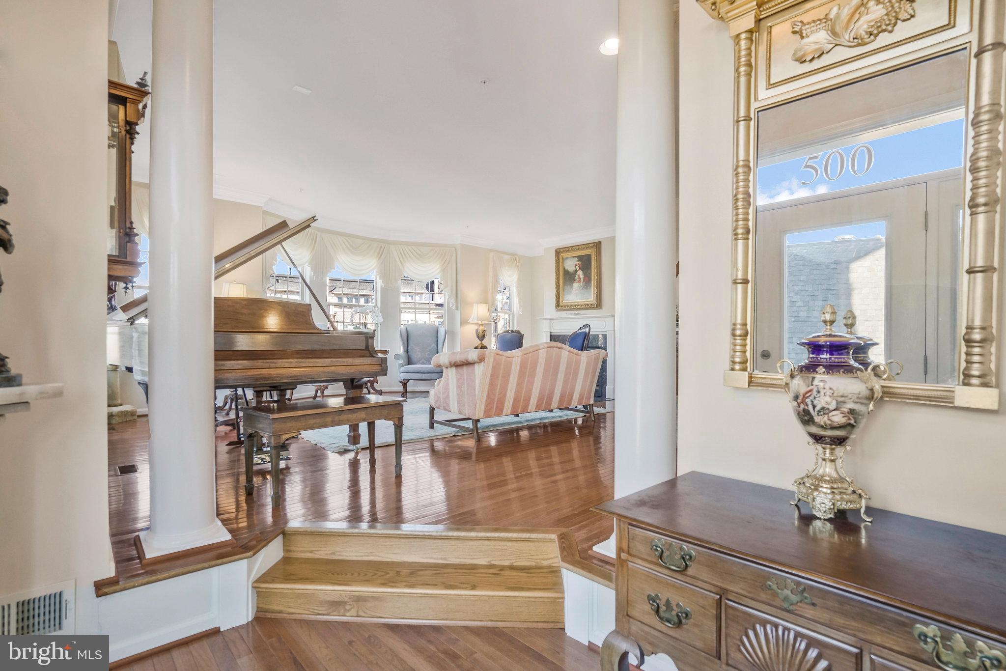 500 Overlook Park DRIVE Unit: 27