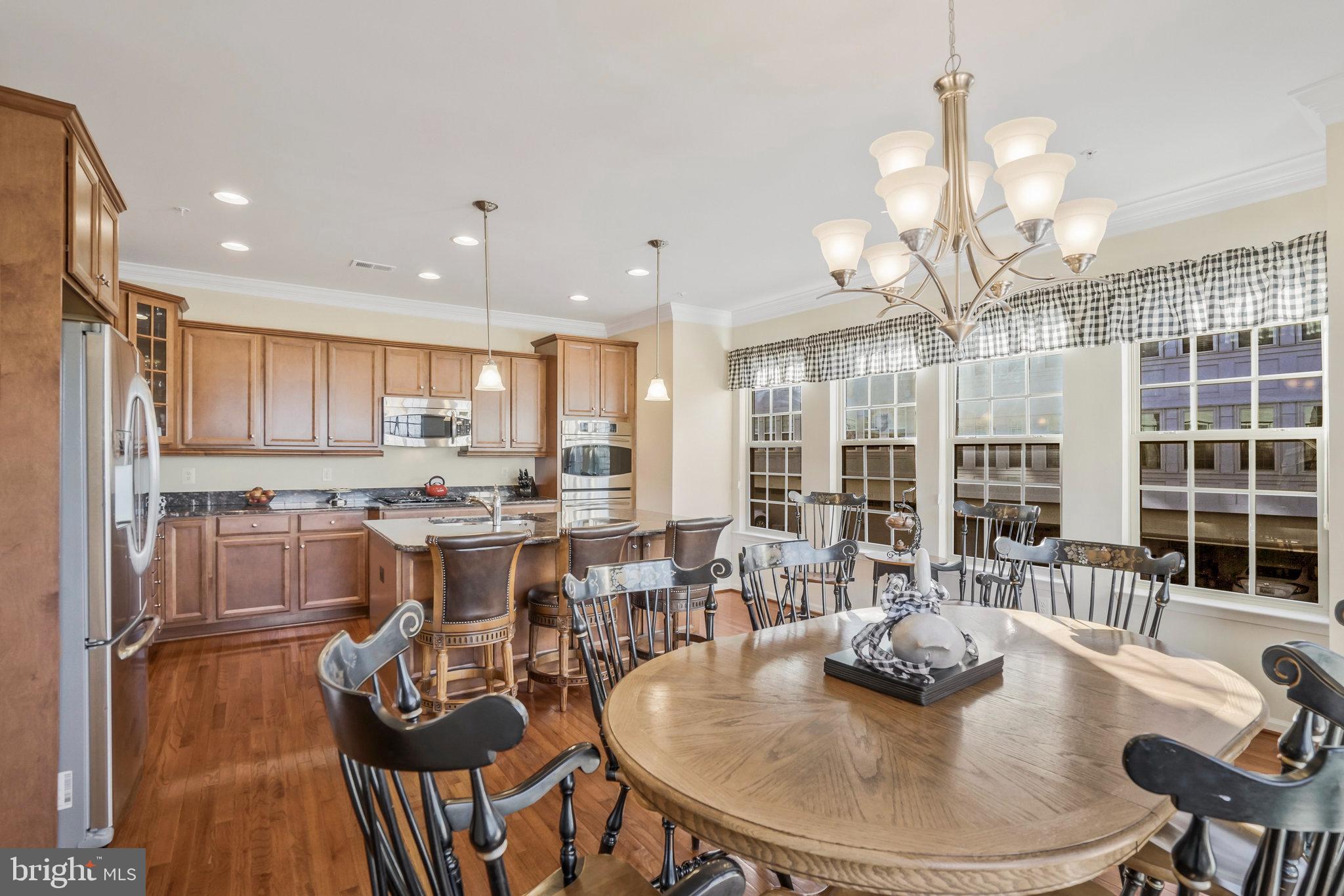 500 Overlook Park DRIVE Unit: 27