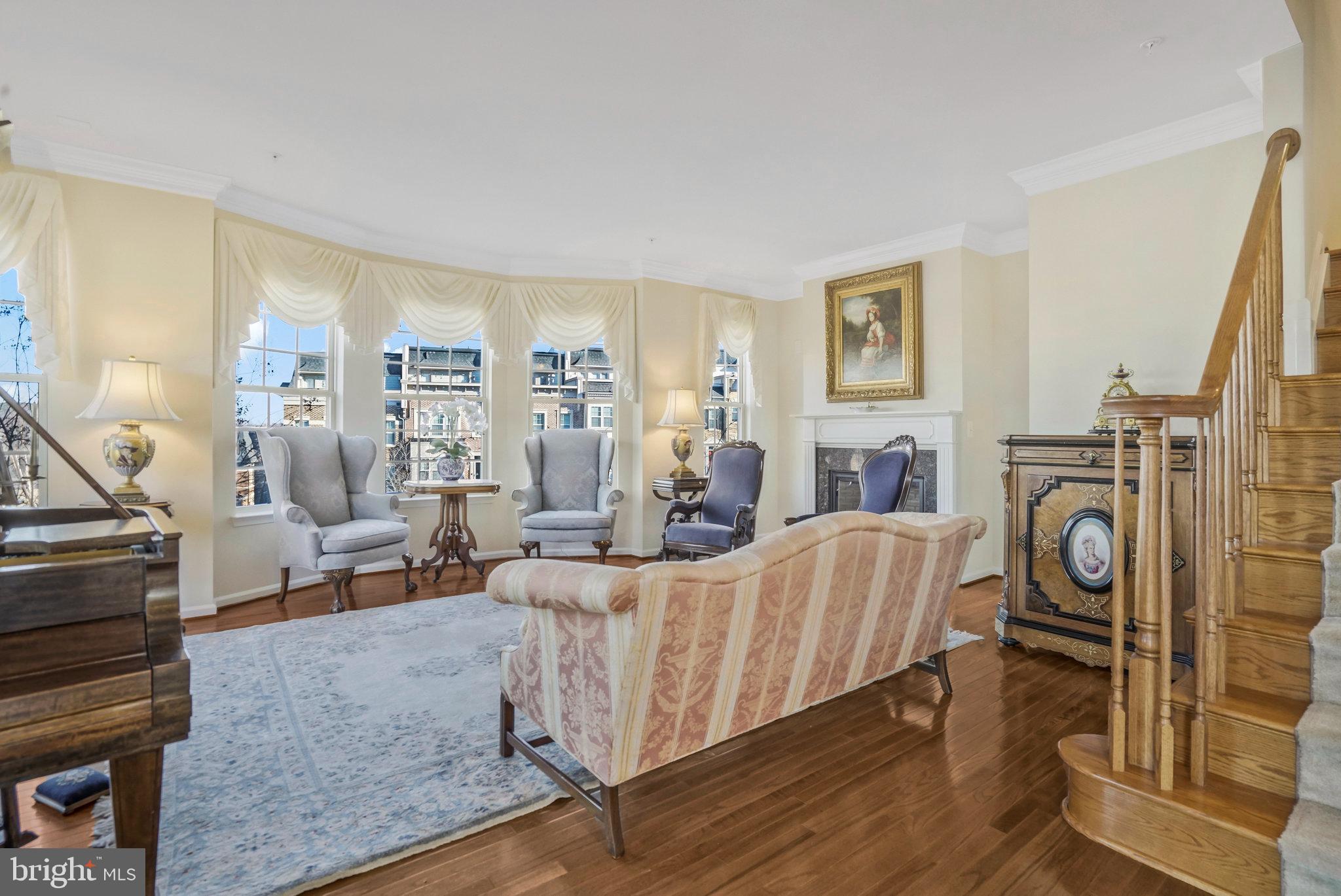 500 Overlook Park DRIVE Unit: 27