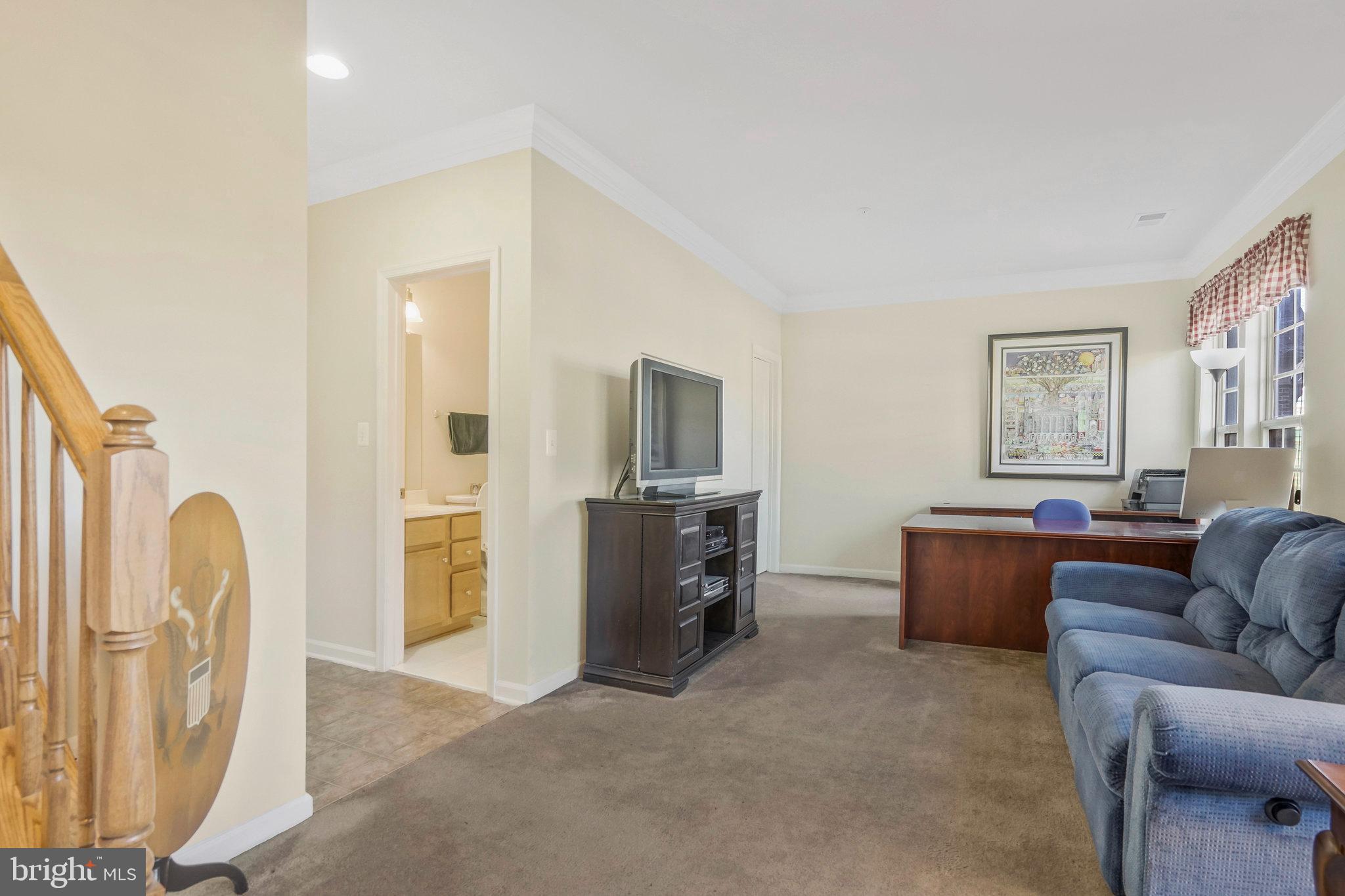 500 Overlook Park DRIVE Unit: 27