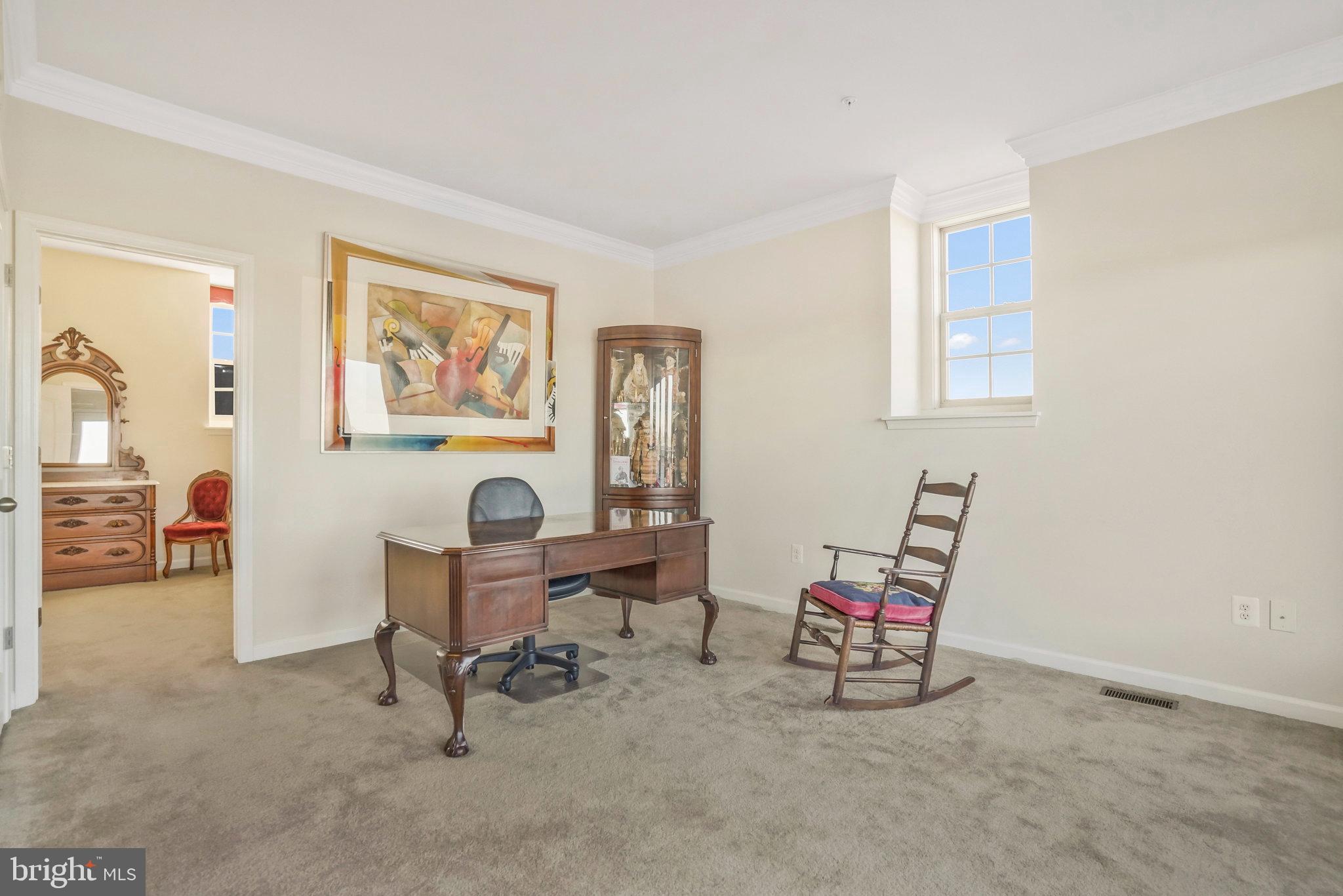 500 Overlook Park DRIVE Unit: 27