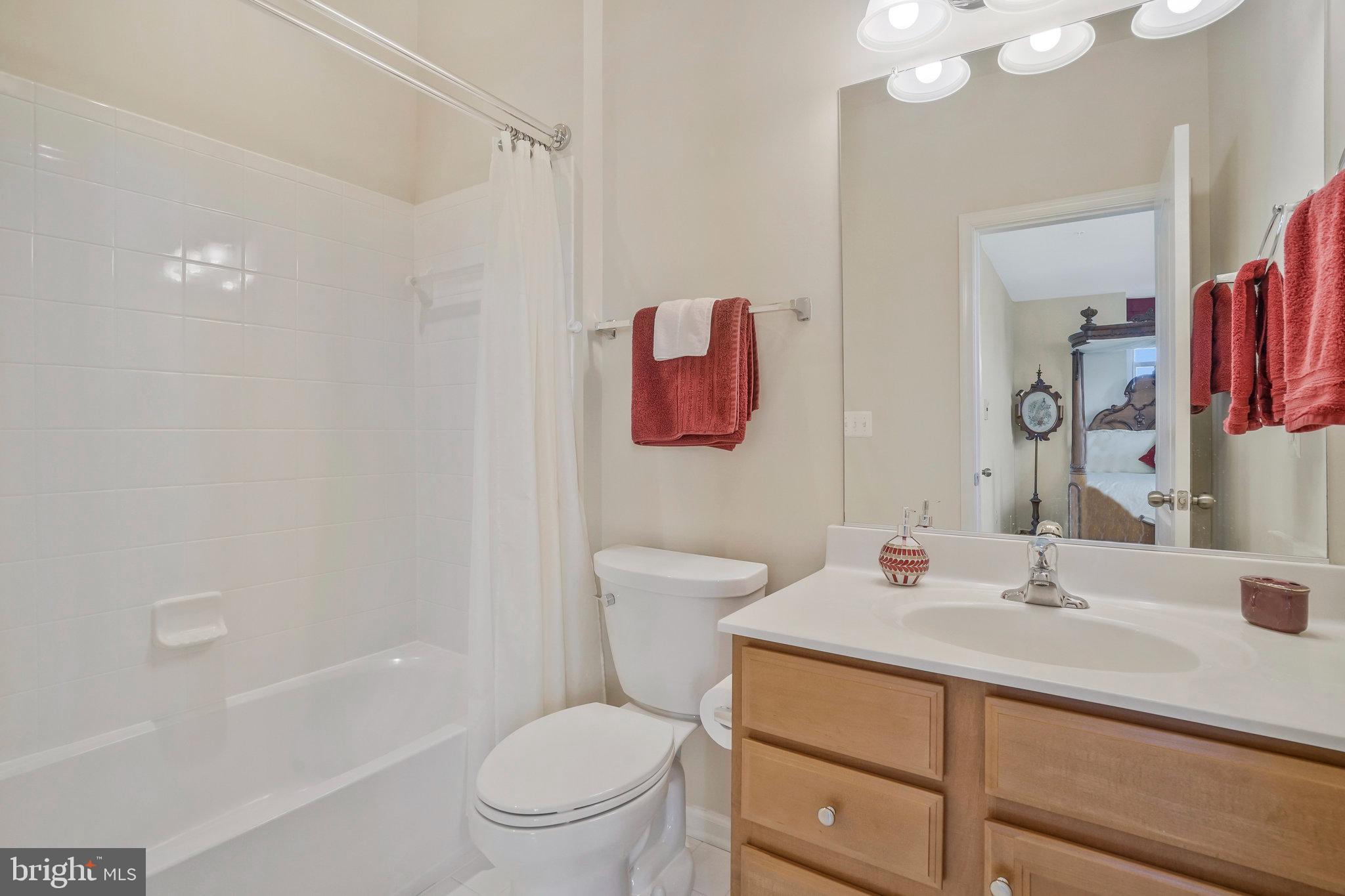 500 Overlook Park DRIVE Unit: 27