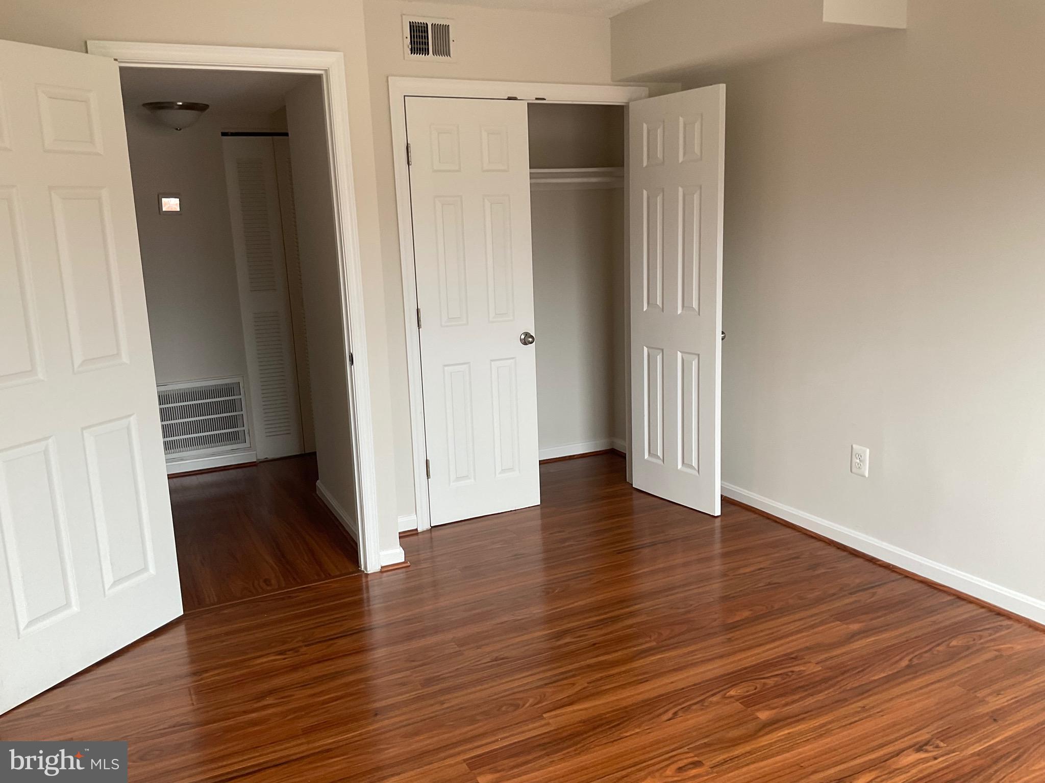 3825 Hamilton St #C-201