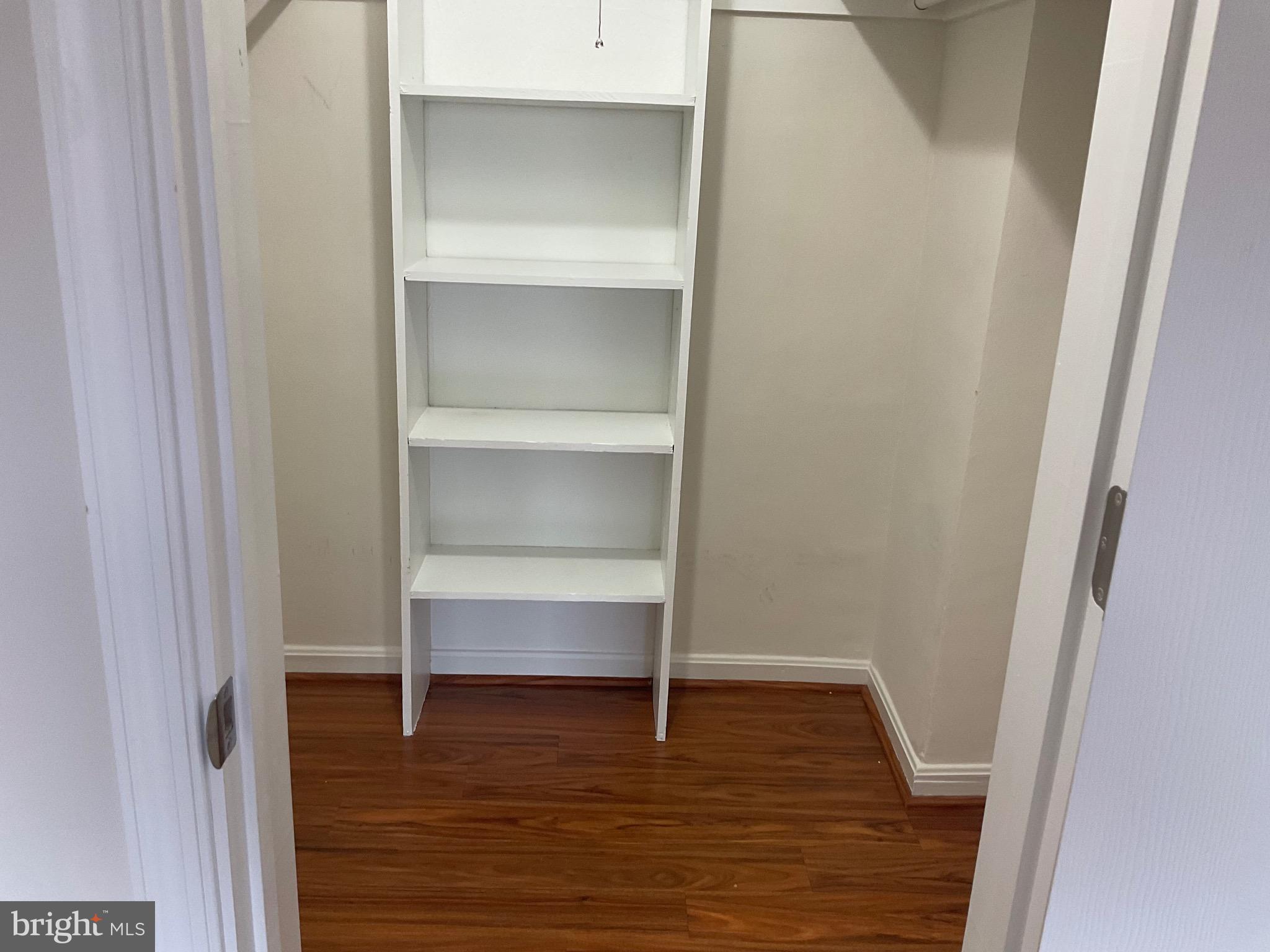 3825 Hamilton St #C-201