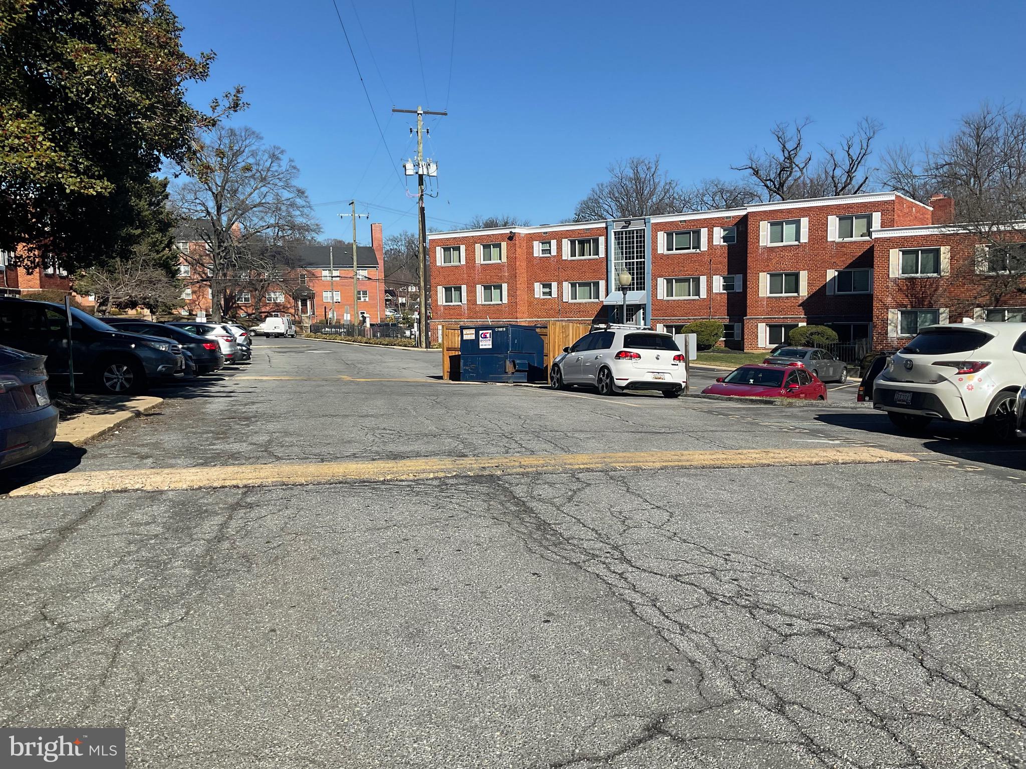 3825 Hamilton St #C-201