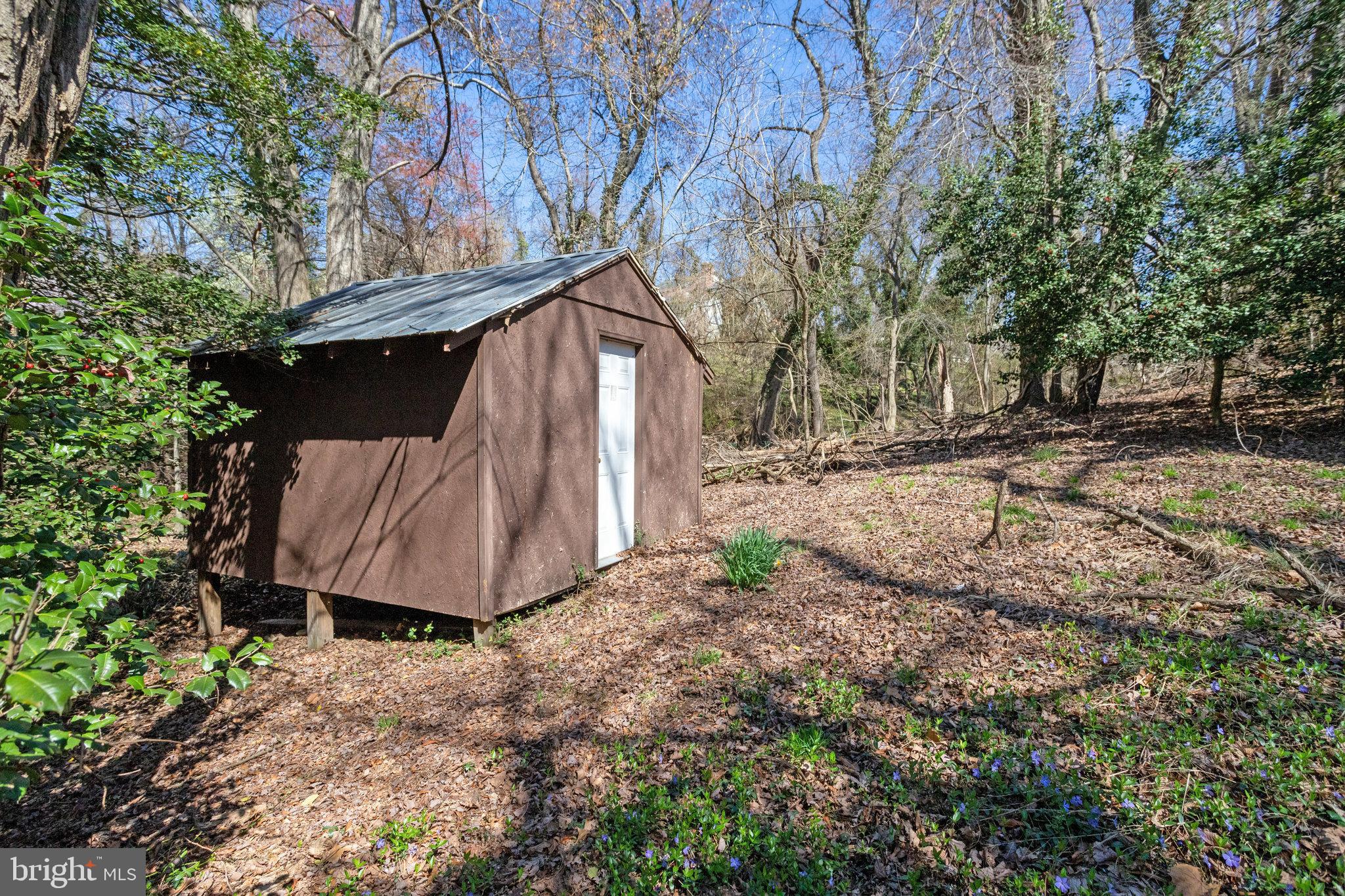 9600 Potomac Dr