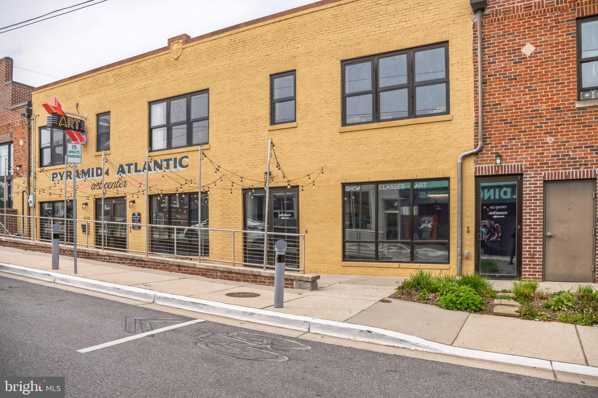 4410 Oglethorpe St #304