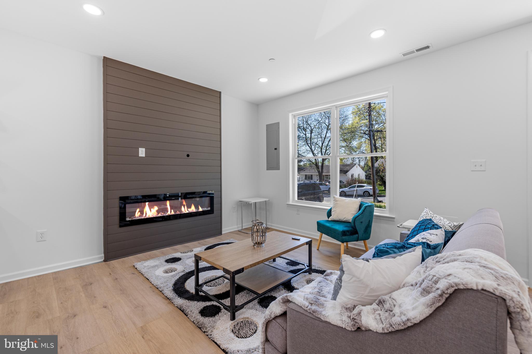 5114 Kennebunk Ter
