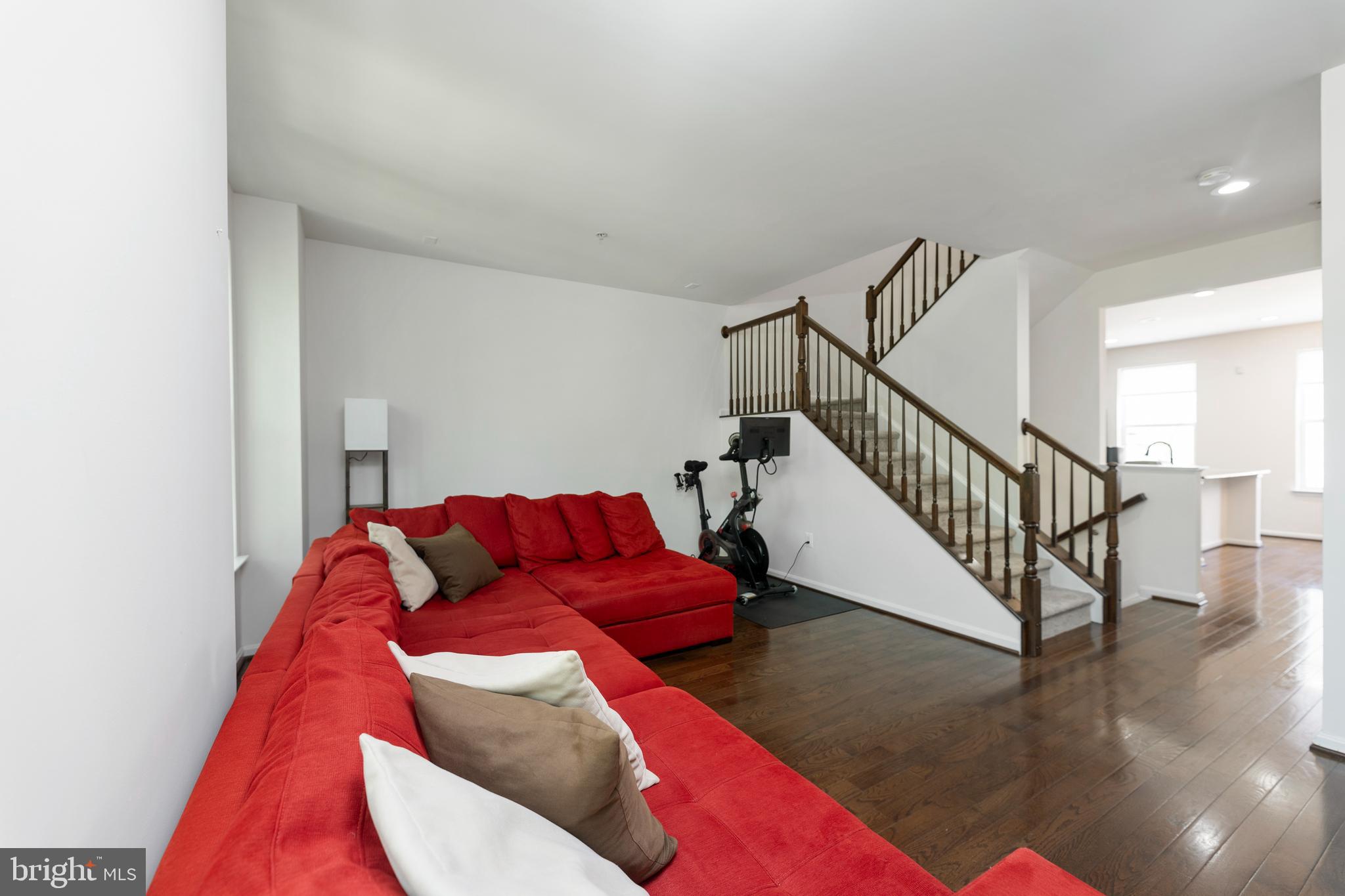 1707 Fernwood Dr