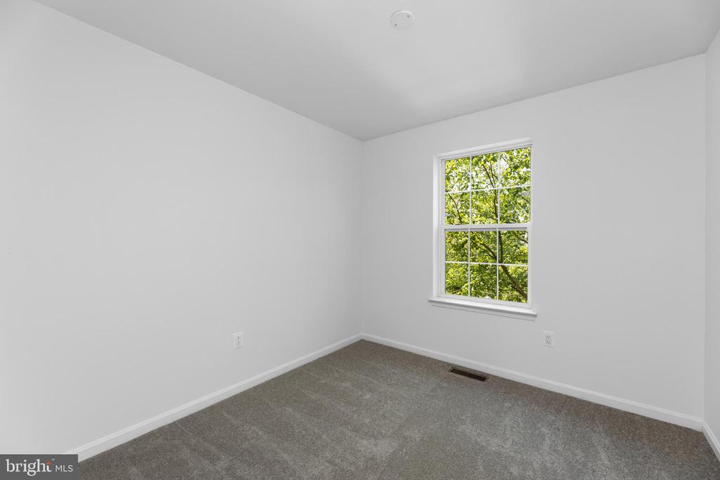 1707 Fernwood Dr