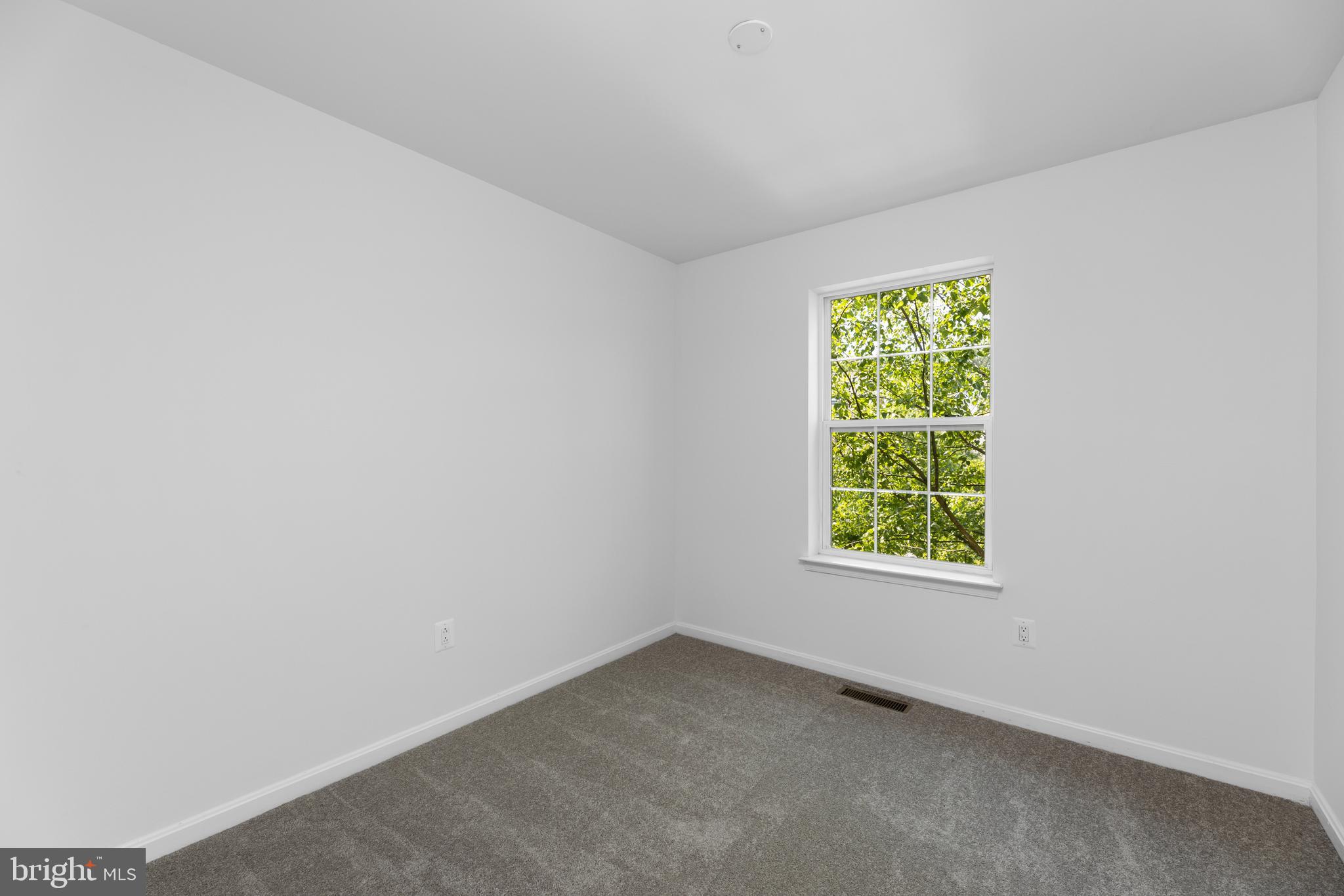 1707 Fernwood Dr
