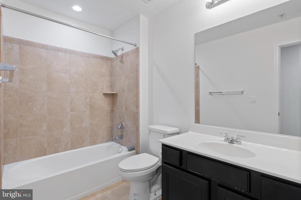 1707 Fernwood Dr