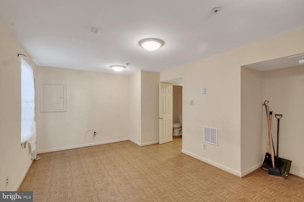 1640 Willowwood Ct