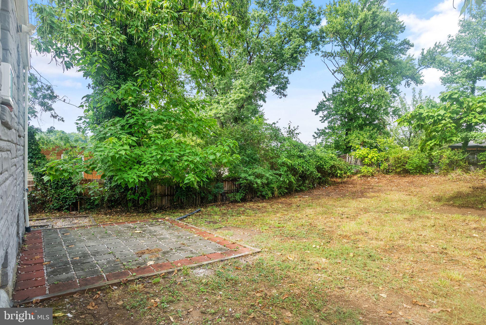 1403 Dunbar Oaks Dr