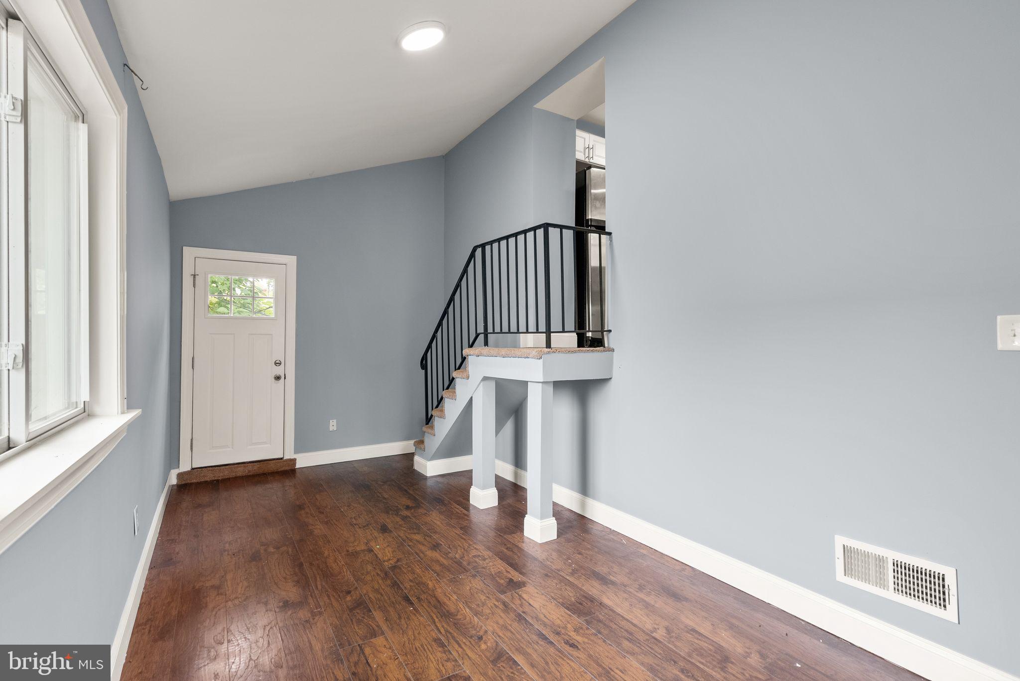 1403 Dunbar Oaks Dr