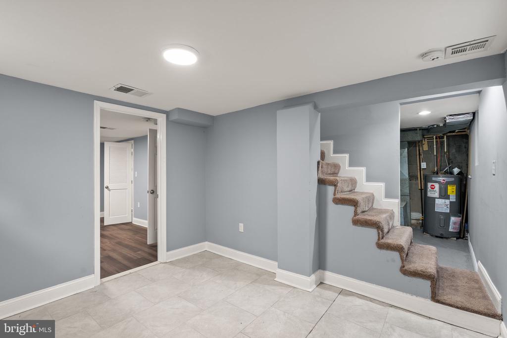 1403 Dunbar Oaks Dr