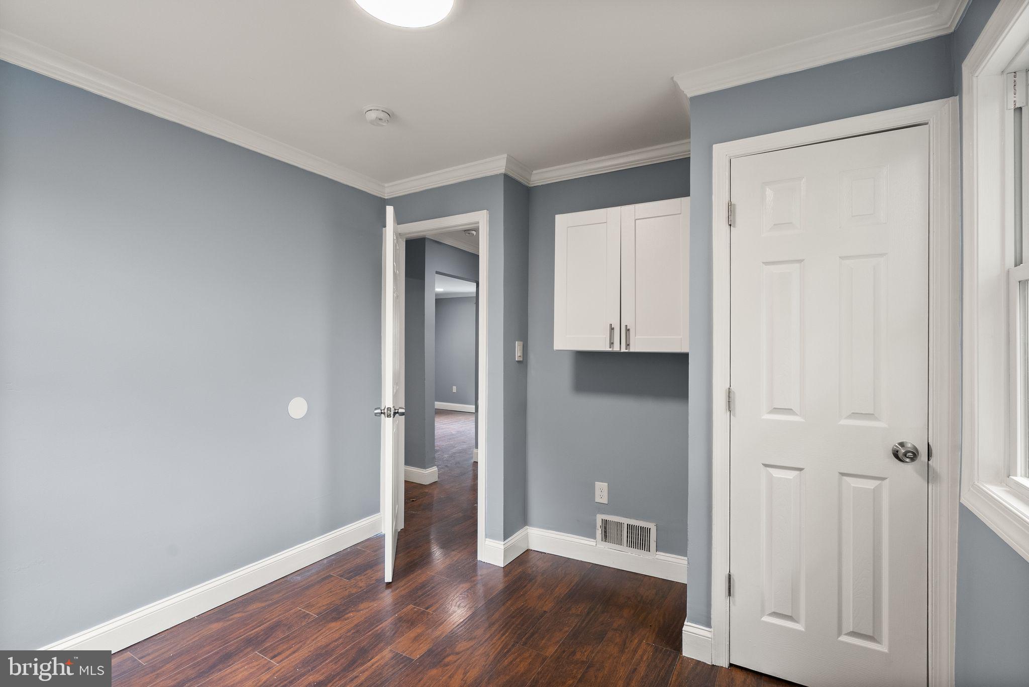 1403 Dunbar Oaks Dr