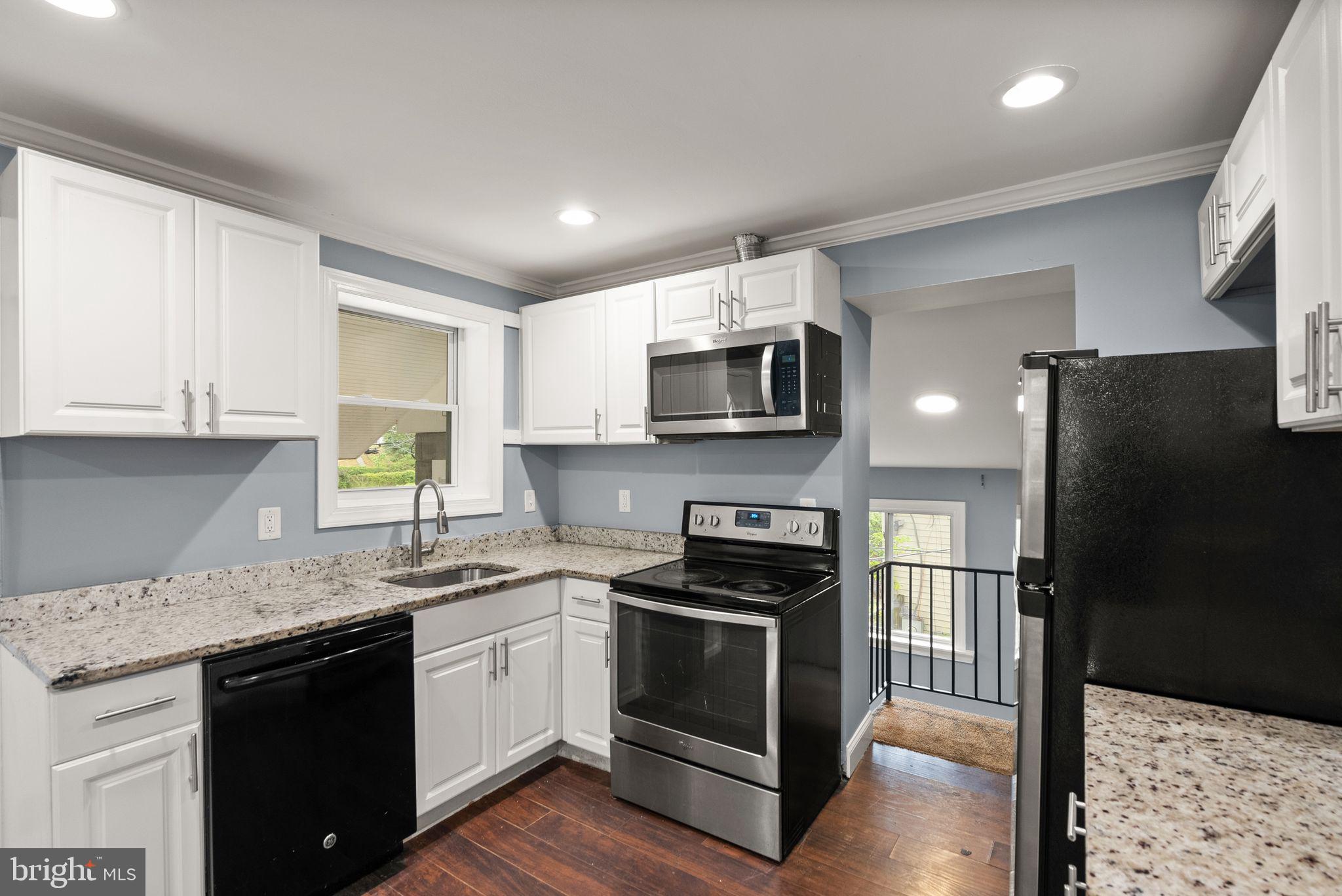1403 Dunbar Oaks Dr