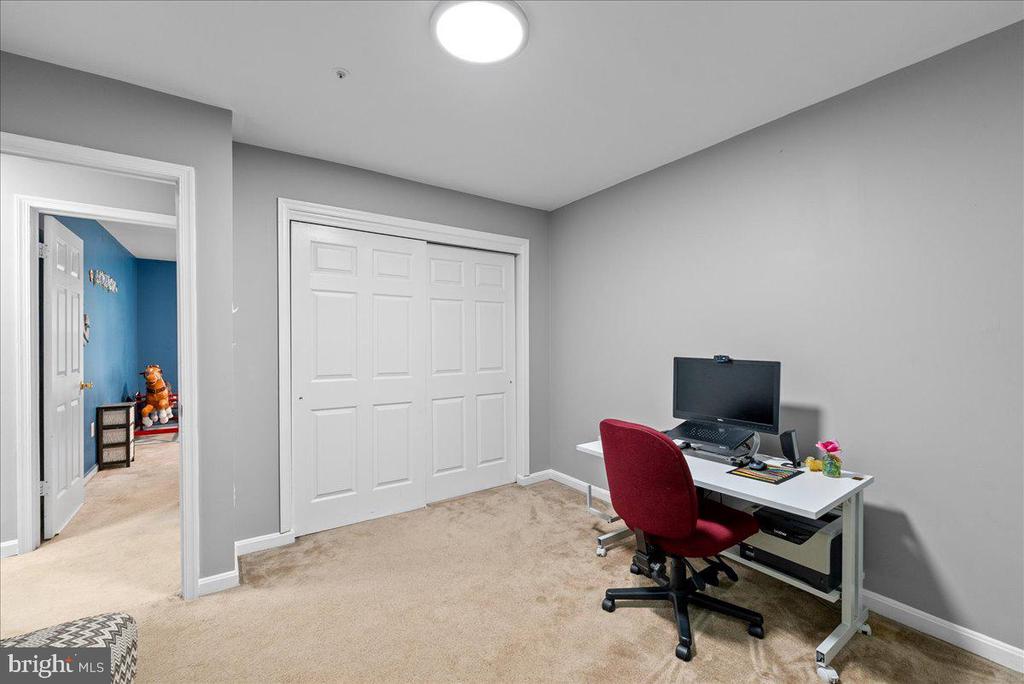 1923 Tall Timber Ct