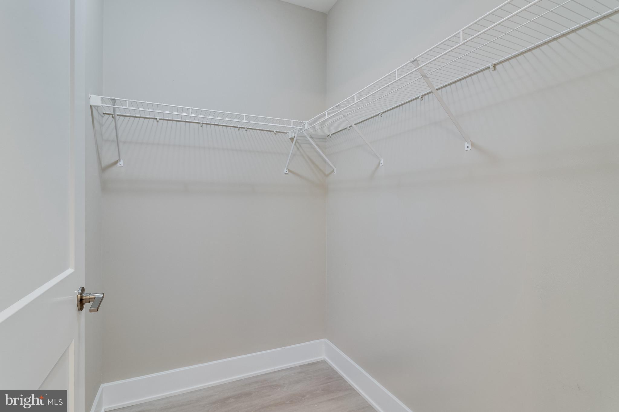 145 RIVERHAVEN DR #205