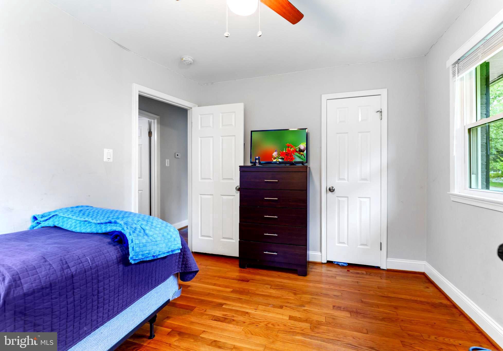 902 Sitka Ln