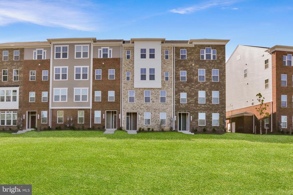 132 Matisse Lane