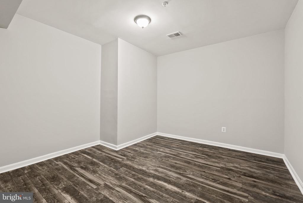 408 Cedar Rd