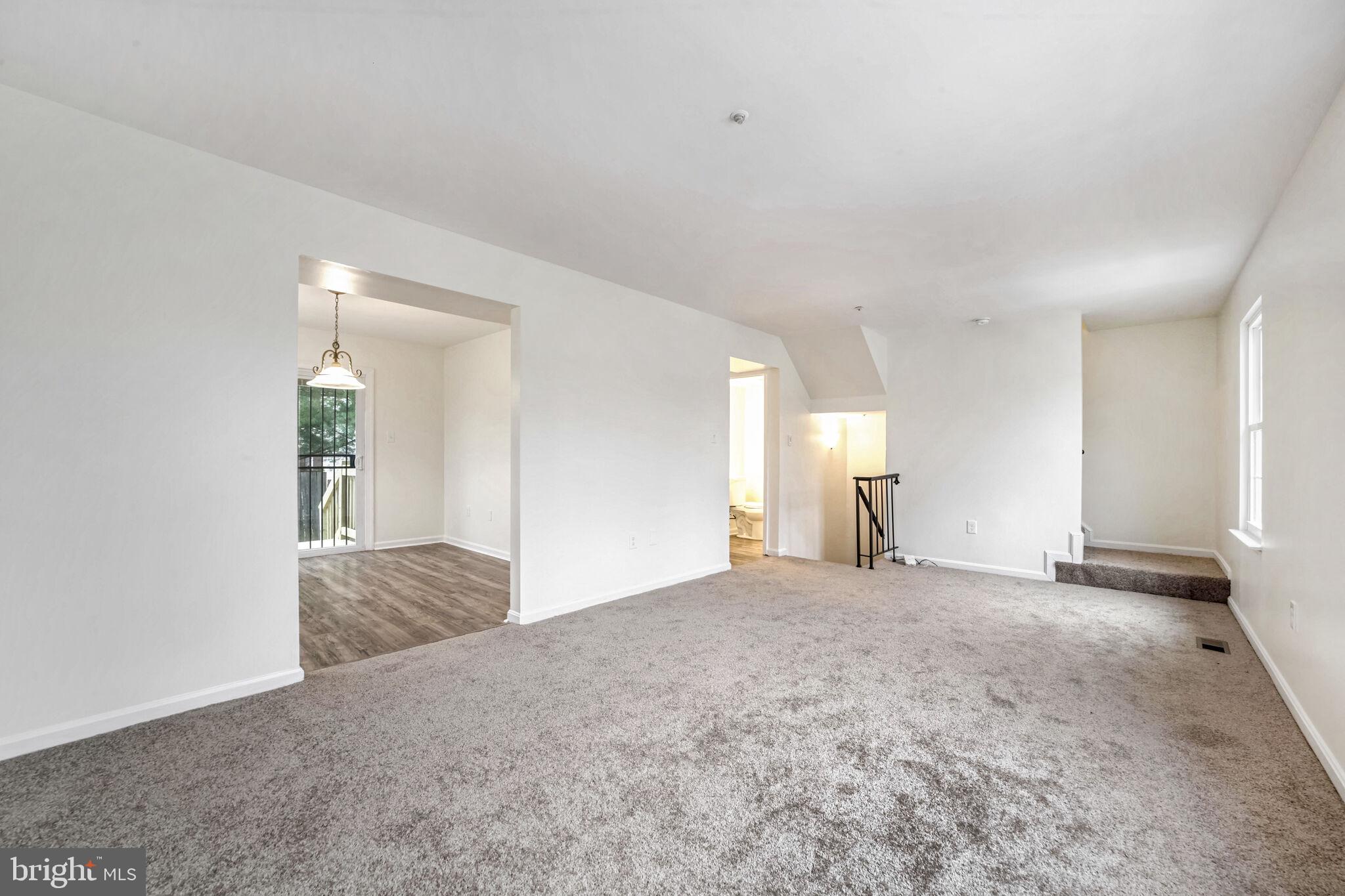 819 Rachel Ct