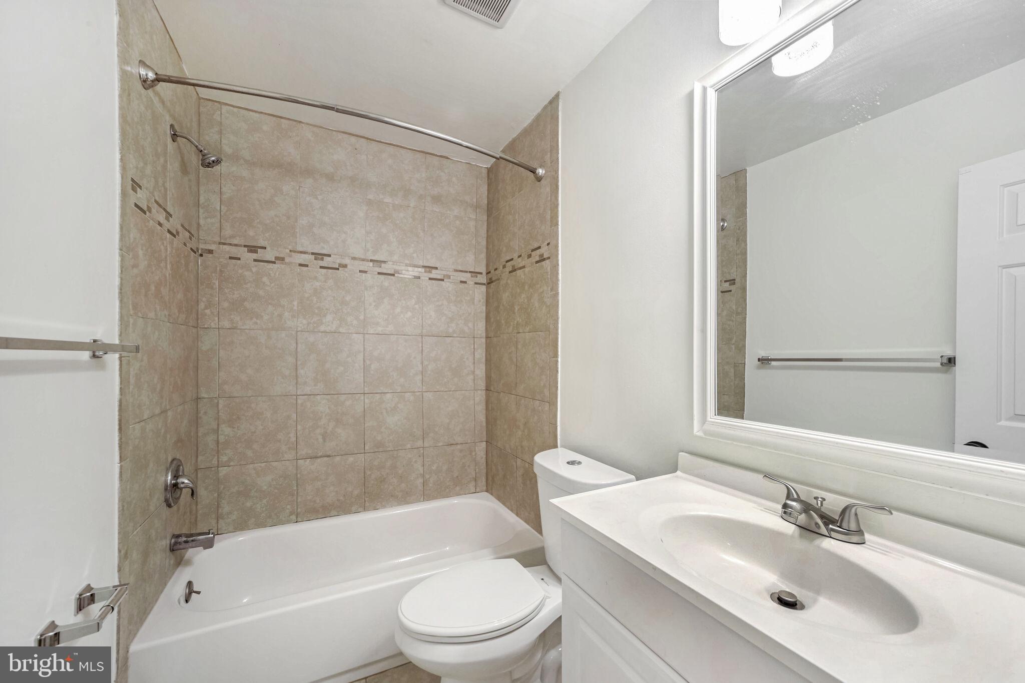 819 Rachel Ct