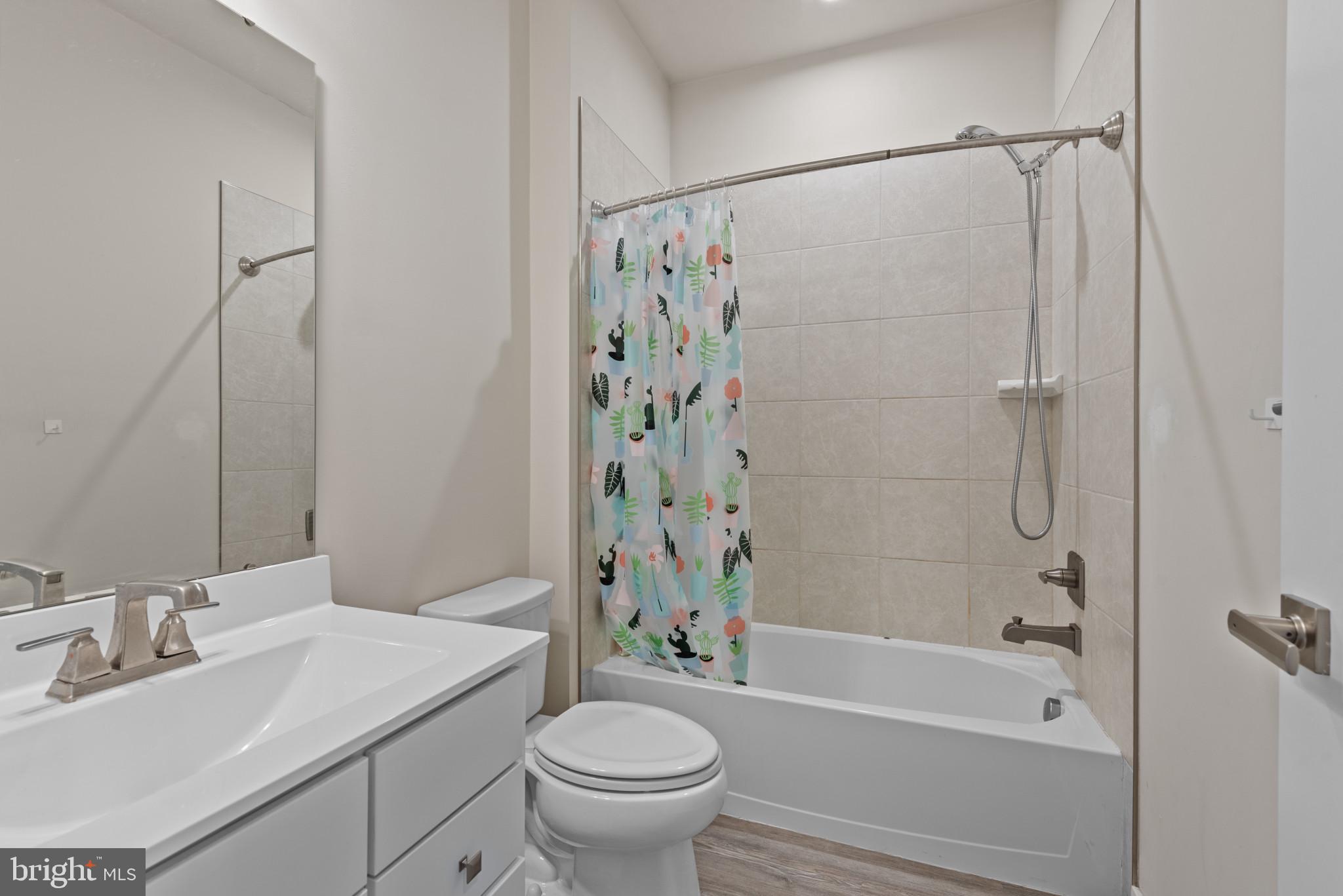 102 Hawlings River Rd