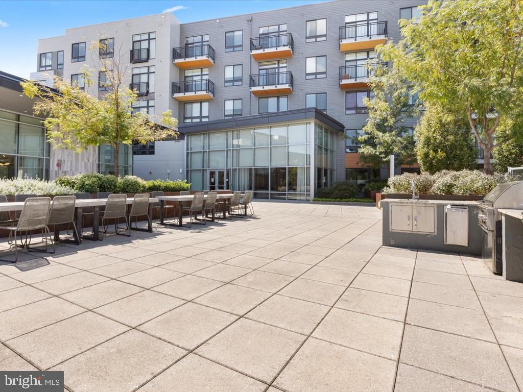 145 Riverhaven Dr #125