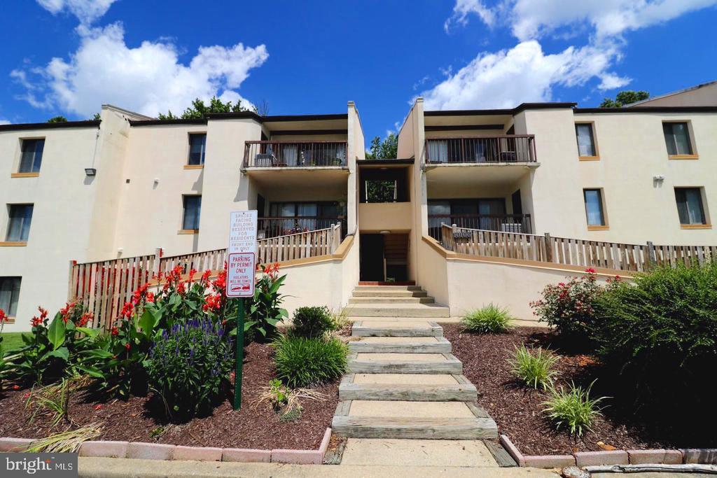 10106 Campus Way S #102-3b