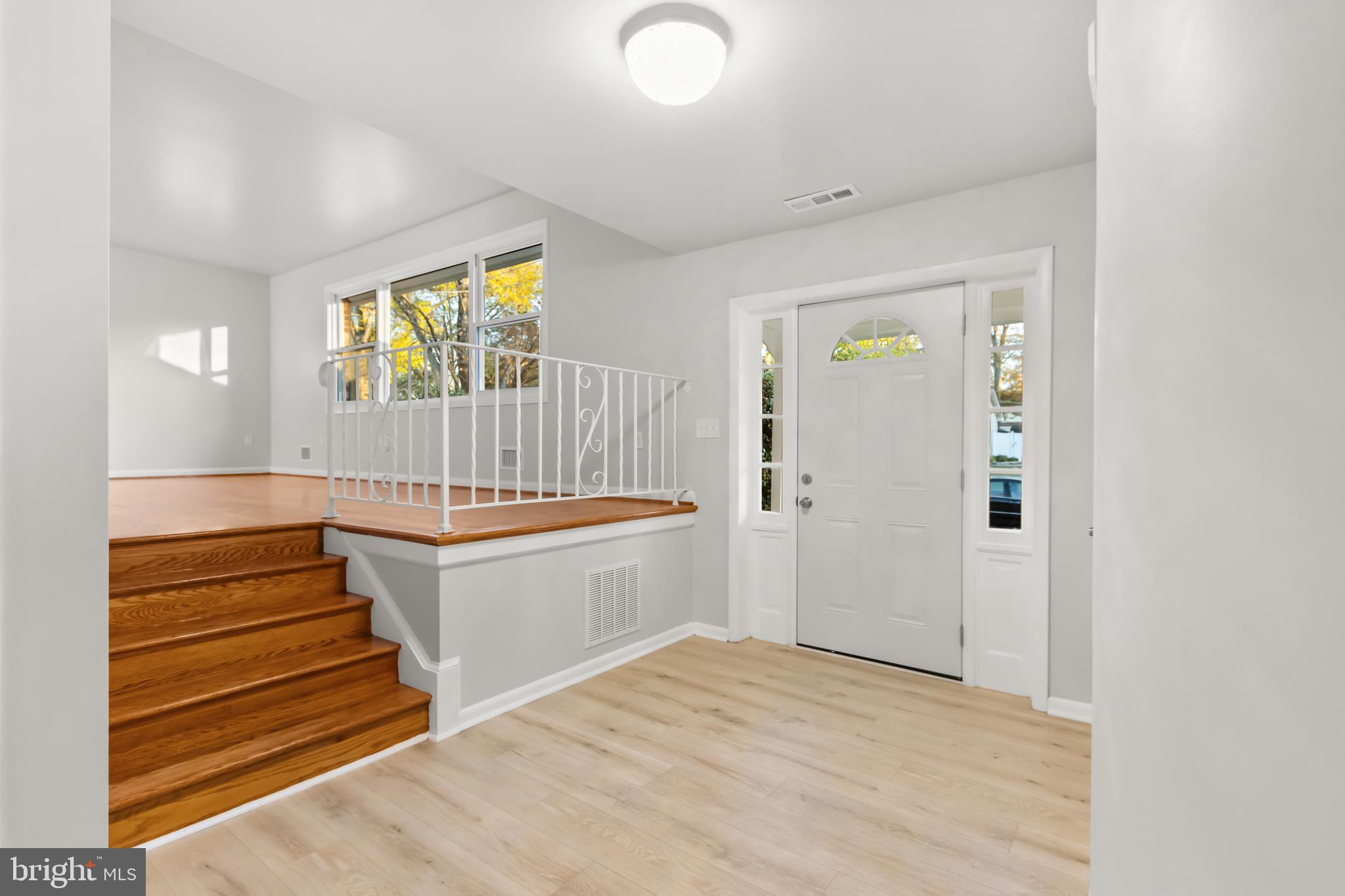 11310 Duxbury Dr