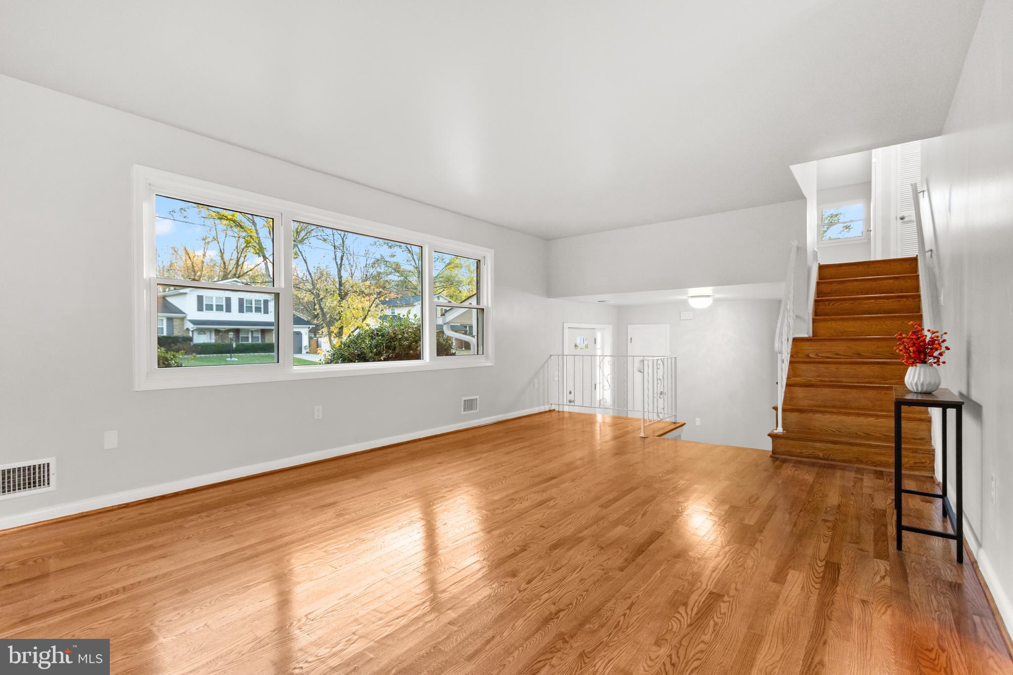 11310 Duxbury Dr