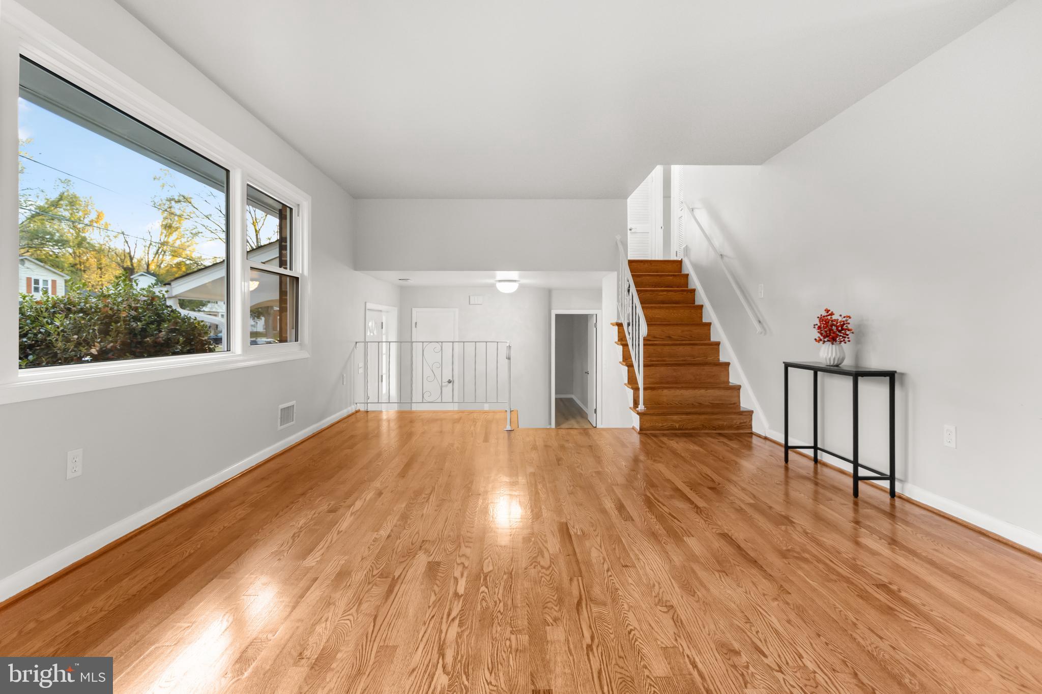 11310 Duxbury Dr