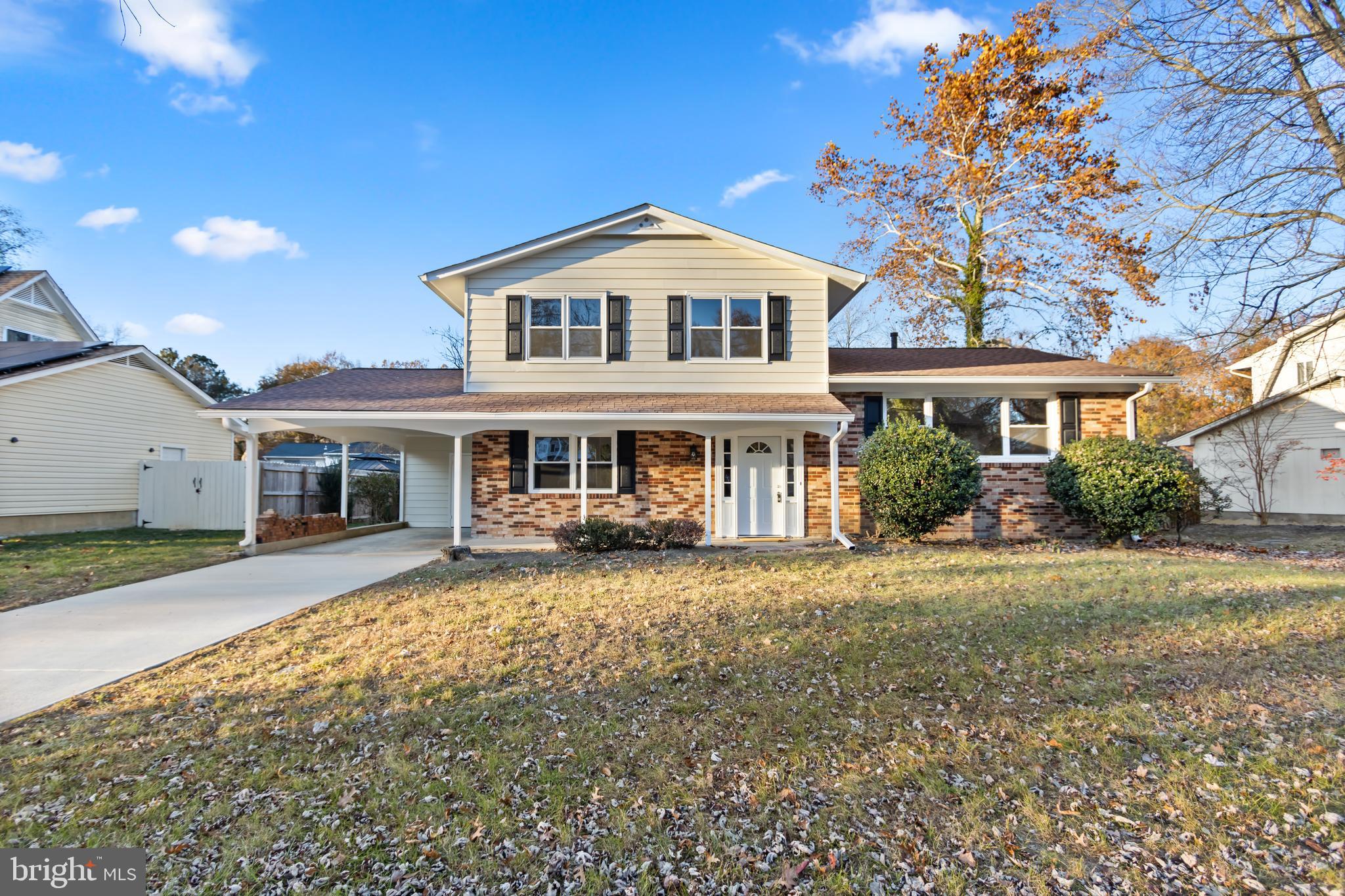 11310 Duxbury Dr