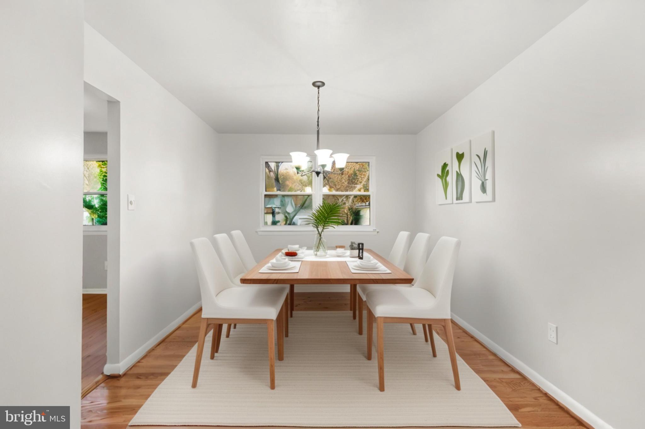 11310 Duxbury Dr